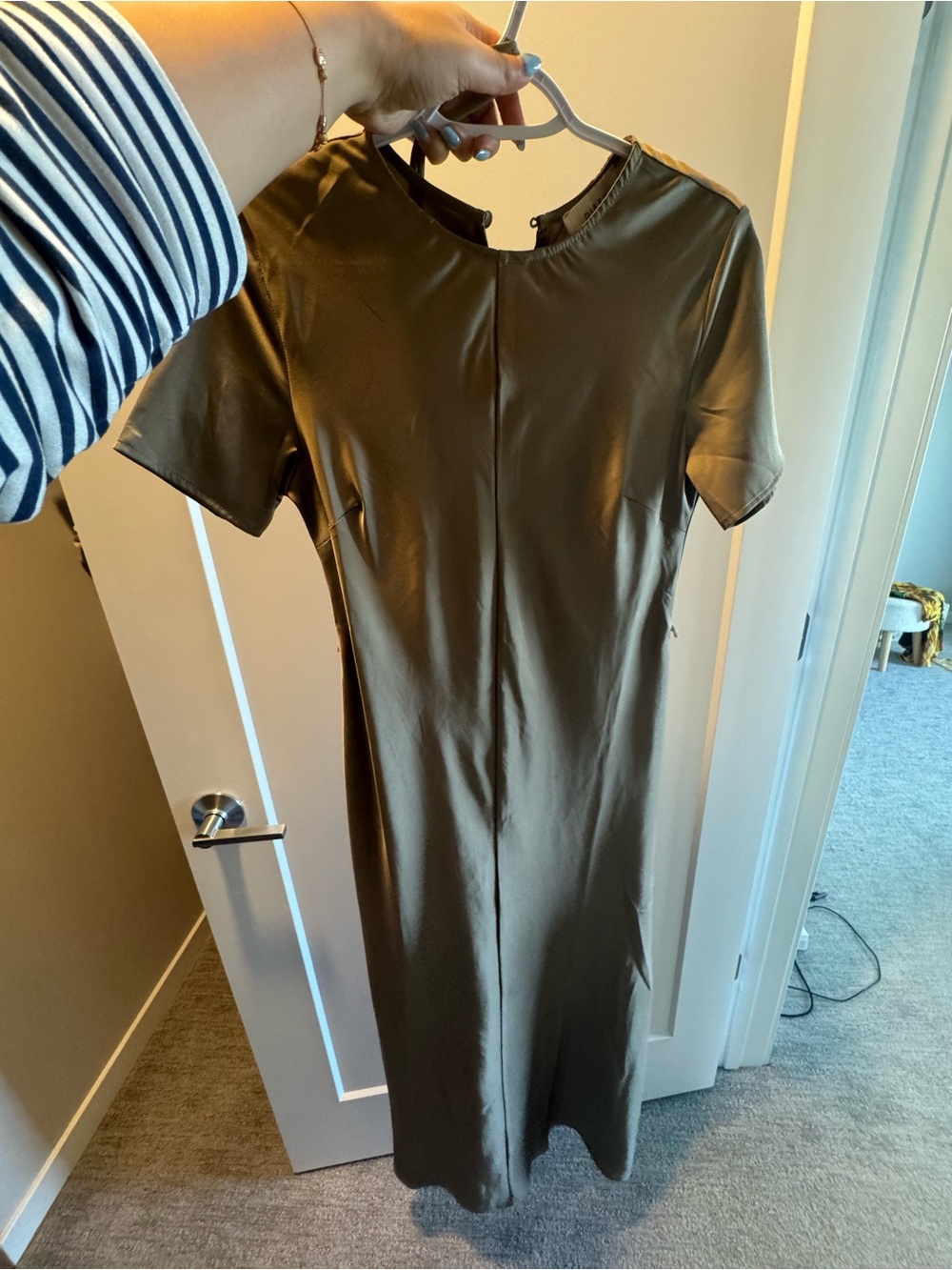 DISSH Olive Green Short-Sleeve Maxi Dress